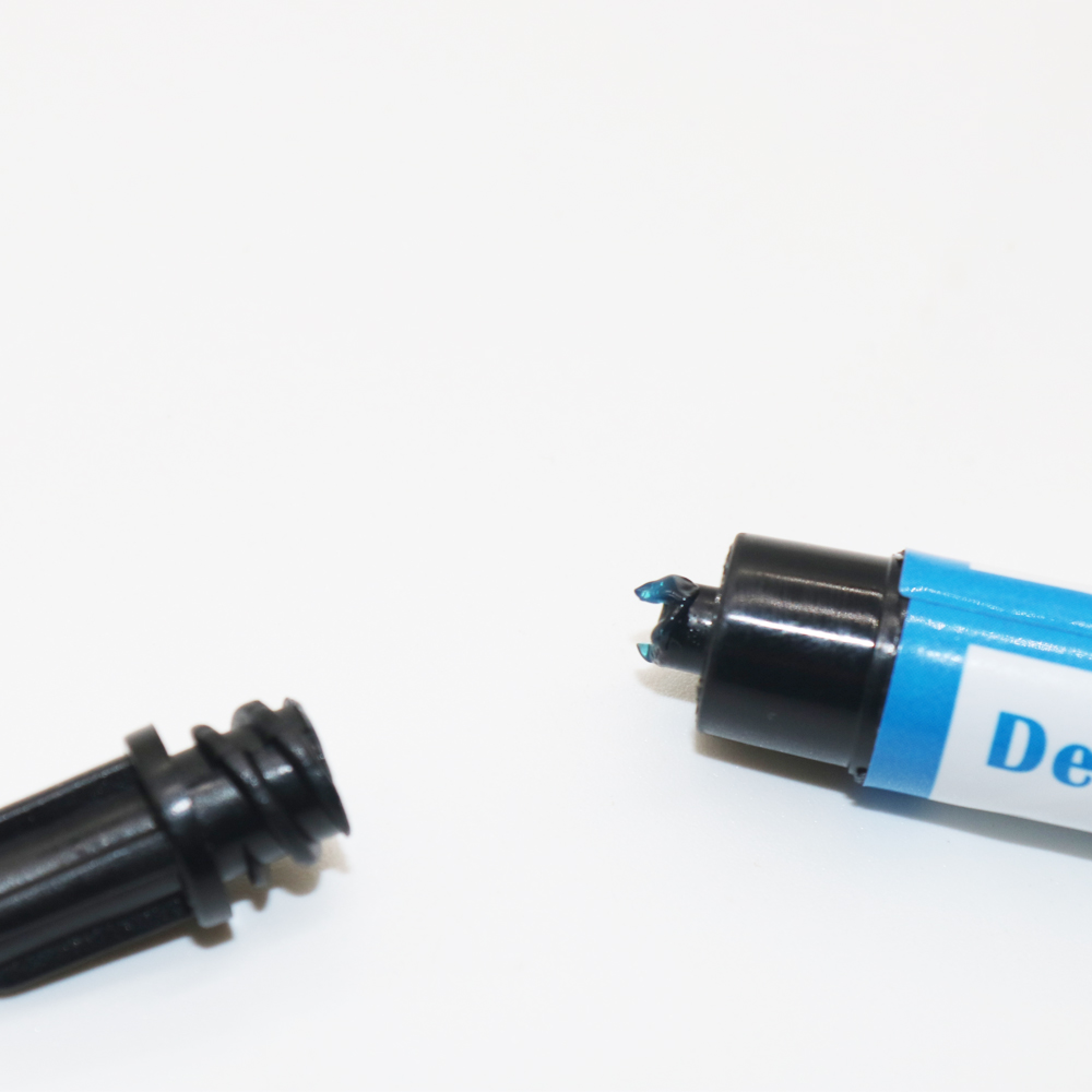 Kompozyt dentystyczny światłou – Teeth Whitening Gingival Barrier recenzja i cena