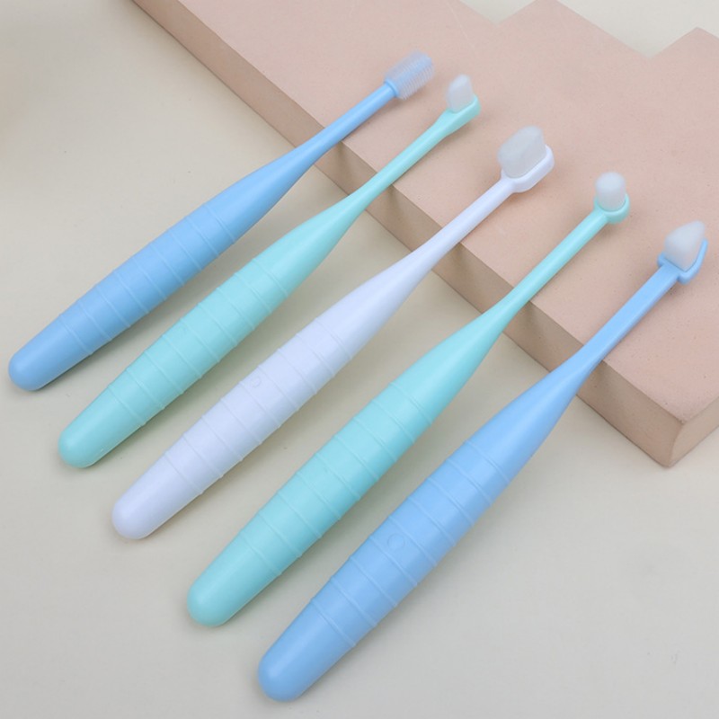 Szczoteczka do zębów dla psów  – Teeth Whitening Brush recenzja i cena